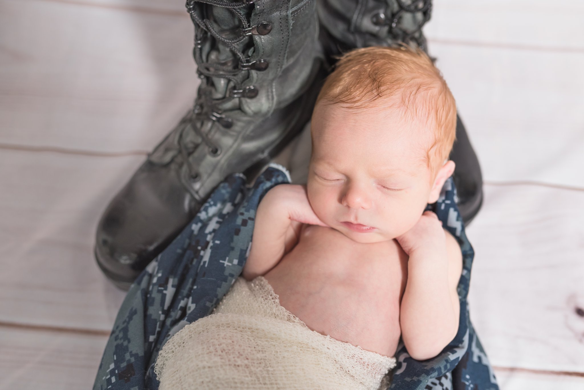  Michelle had lots of cute little ideas she wanted to incorporate in the Newborn photos, and her little guy couldn't of been better!&nbsp; 